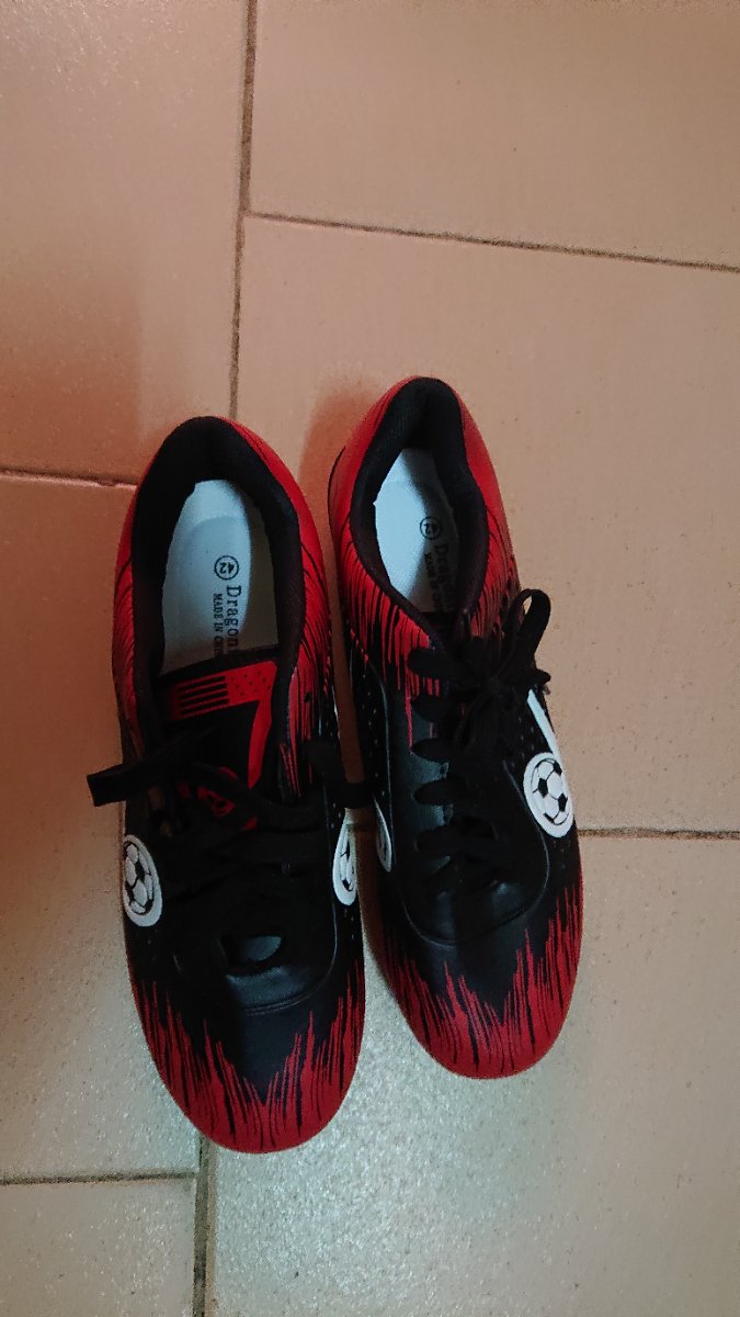 Chaussures crampon - Image 1