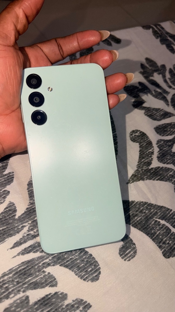 Samsung Galaxy A16 - Image 1