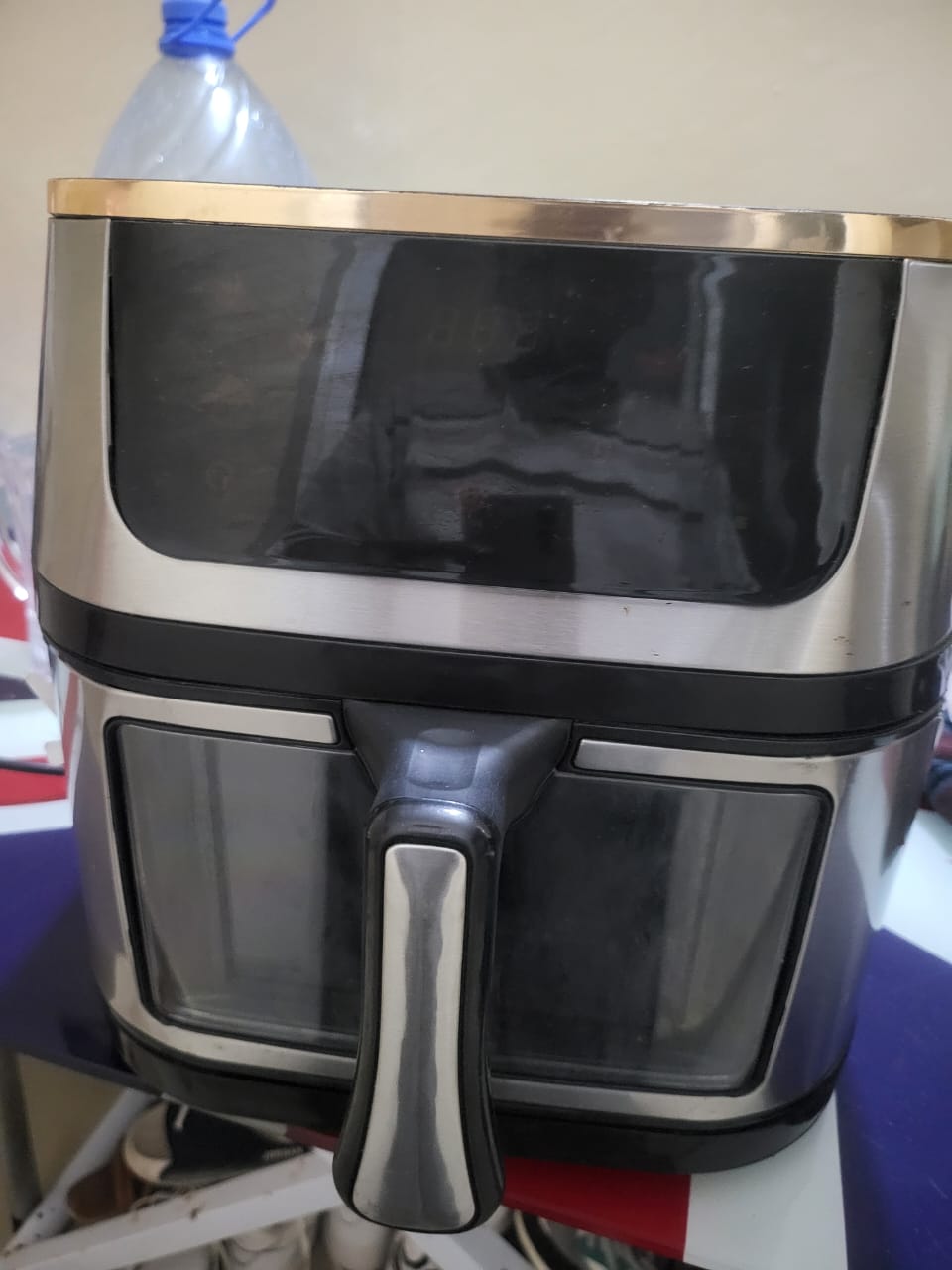 Air fryer - Image 1