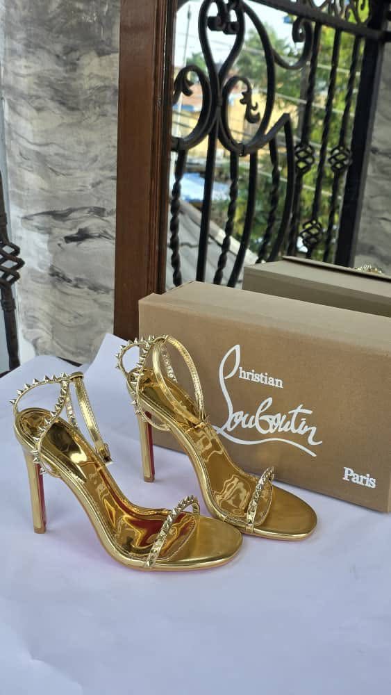 Chaussures - Image 1